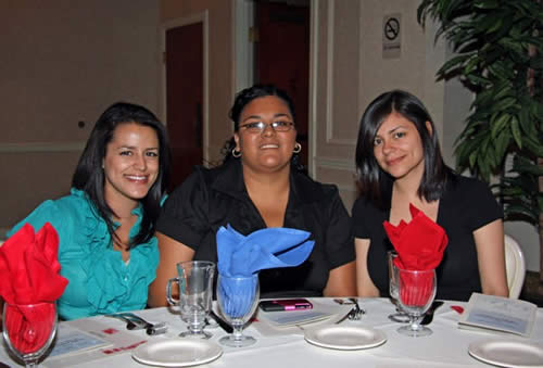 2009 Graduation Dinner Gallery10
